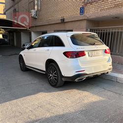 مێرسێدس بێنز GLC